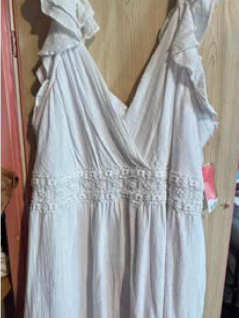 ARULA Ruffle-Trim V-Neck Sleeveless Tunic